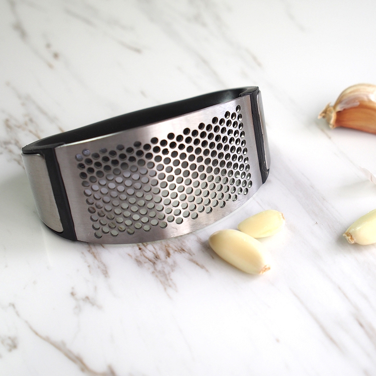 The garlic household stainless steel arc pressure manually dao the garlic garlic ginger garlic masher energy saving kitchen